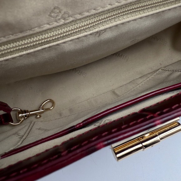 Brahmin Cynthia Merlot Nerina Burgundy Croc Embossed Leather Crossbody Bag - Picture 8 of 14